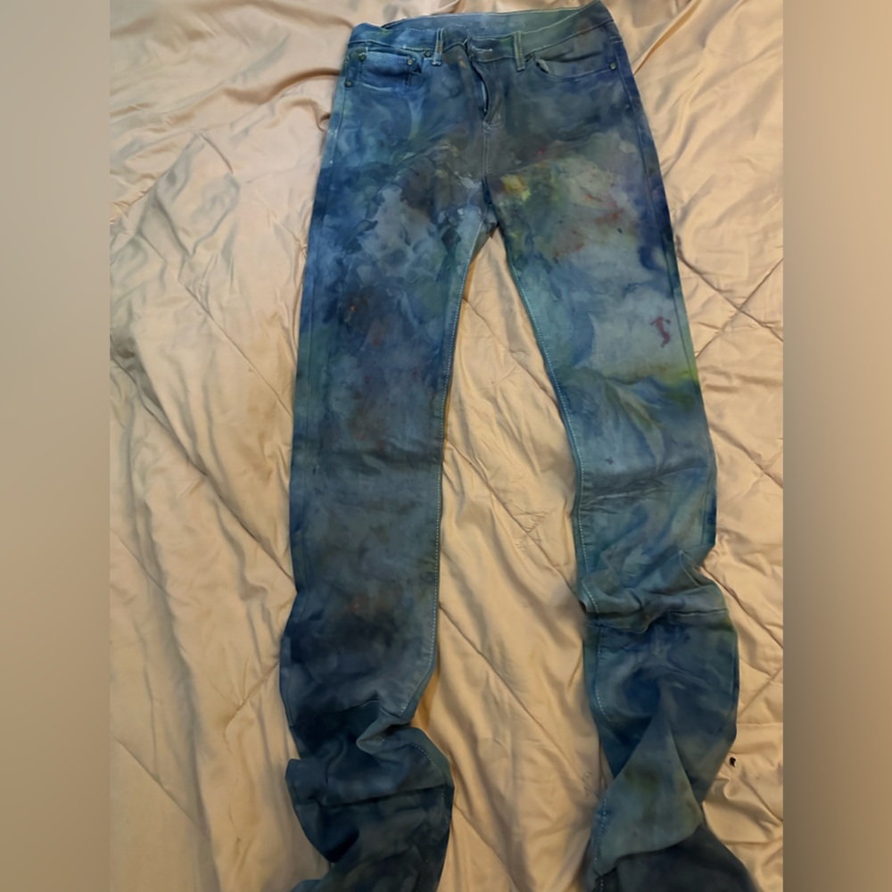 PASTEL STACK JEANS